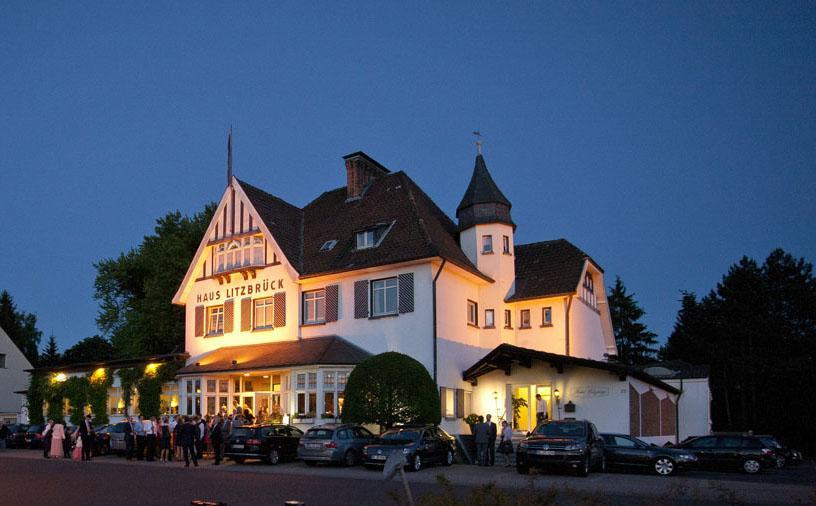 Haus Litzbruck Hotell Düsseldorf Exteriör bild