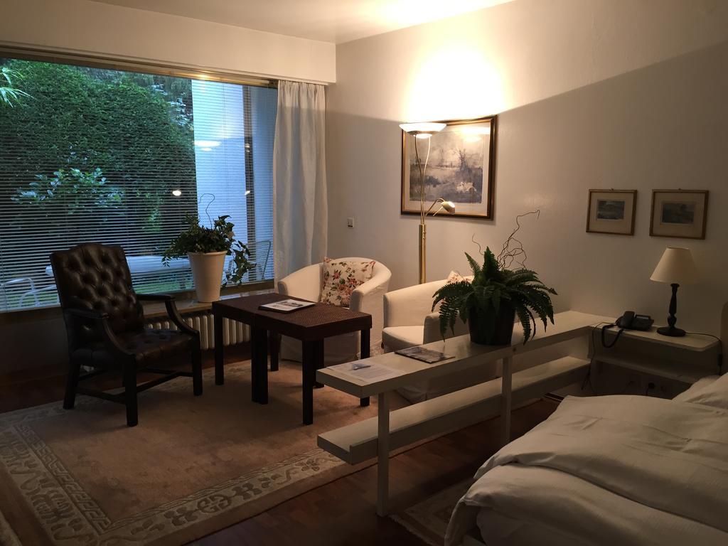 Haus Litzbruck Hotell Düsseldorf Rum bild