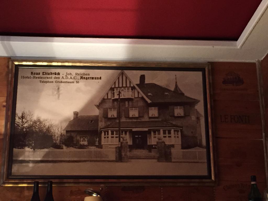 Haus Litzbruck Hotell Düsseldorf Exteriör bild